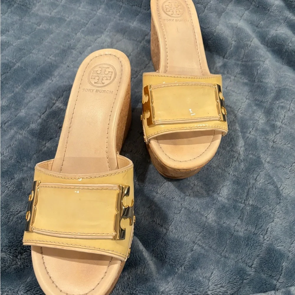 Tory Burch Yellow Cork Wedge Sandals - Picture 8 of 10